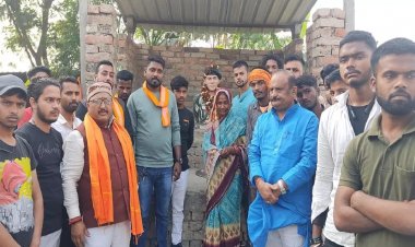 Bihar: गलवान में शहीद जवान के पिता अरेस्ट, पुलिस पर अभद्रता का आरोप