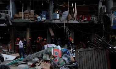 Bangladesh: ढाका की सात मंजिला बिल्डिंग में विस्फोट, 16 की मौत, 100 से ज्यादा घायल होने की 