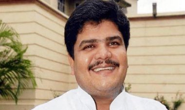 Niraj Singh Murder Case: एक्स डिप्टी मेयर नीरज सिंह की छठी बरसी आज, छह साल में नामवर सिंह को नहीं खोज सकी Dhanbad पुलिस