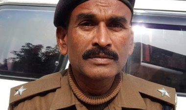 Bihar: बगहा पुलिस स्टेशन कैंपस में  छत से गिरकर इंस्पेक्टर की मौत, चार दिन पहले एसपी ऑफिस में हुआ था ट्रांसफर