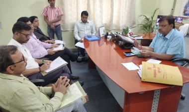 Dhanbad: पीसी एंड पीएनडीटी जिला सलाहकार समिति की समीक्षात्मक बैठक 