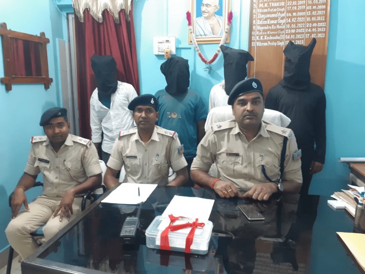 Jharkhand: देवघर पुलिस को मिली सफलता,  लूट और मर्डर की प्लानिंग कर रहे चार युवक लोडेड कट्टा के साथ अरेस्ट