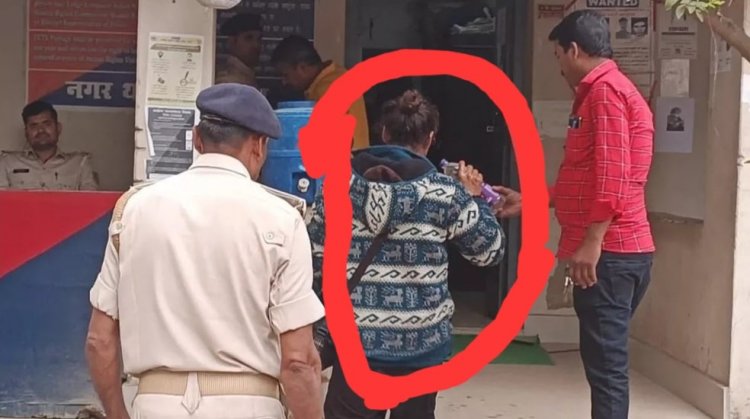 Bihar : कश्मीर में एनकाउंटर में मारे गये कुख्यात आतंकी का बेटा कटिहार में रेकी करते अरेस्ट, पुलिस व खुफिया एजेंसी कर रही है पूछताछ