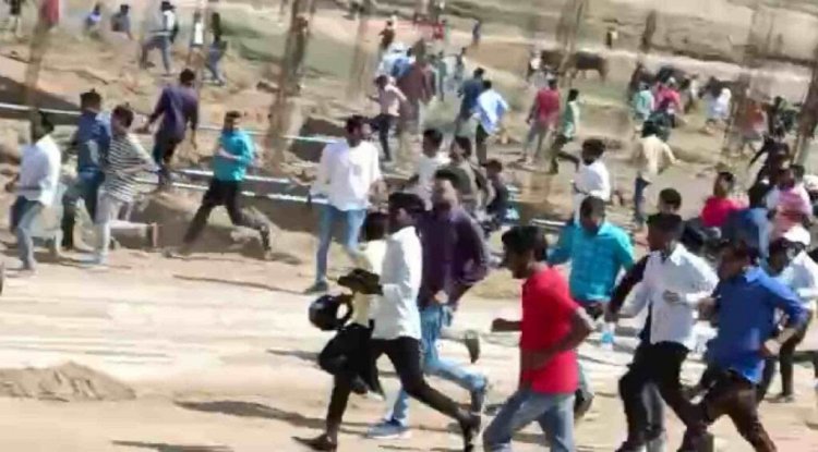 Jharkhand: नई नियोजन नीति के विरोध में विधानसभा घेराव करने पहुंचे छात्रों पर पुलिस ने किया लाठी चार्ज, जयराम महतो समेत अन्य रिहा