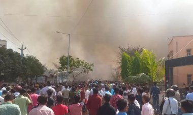 Bihar : पटना के झुग्गियों में लगी भीषण आग, 100 से अधिक झोपड़ियां खाक