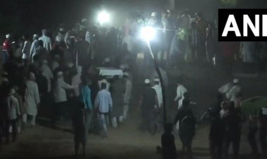 Uttar Pradesh : Atique Ahmed व अशरफ की बॉडी असद की कब्र के पास दफनाये गये,दोनों नाबालिग बेटे कब्रिस्तान पहुंचे