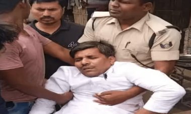 Bihar : सीतामढ़ी में RJD MLA मुकेश यादव की गाड़ी में ​​​​​​​स्कॉर्पियो ने मारी टक्कर,पटना रेफर 