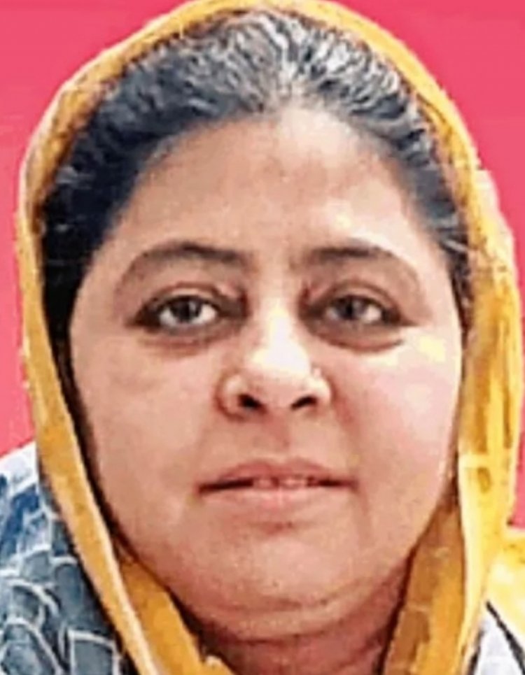 Uttar Pradesh : अतीक अहमद की बेगम शाइस्ता परवीन के सरेंडर की अटकलें, प्रयागराज कोर्ट के बाहर की गई घेराबंदी