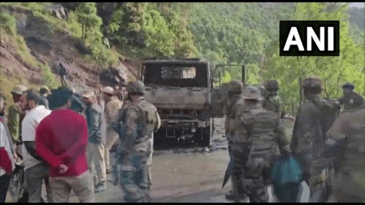 Jammu and Kashmir : आतंकी हमले के बाद लगी आर्मी के ट्रक में आग, पांच जवान शहीद, जैश के PAFF ने ली जिम्मेदारी