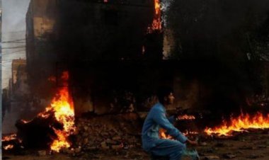 Pakistan :  Imran Khan की गिरफ्तारी के बाद गृह युद्ध जैसे हालात, आर्मी हेडक्वॉर्टर और एयरबेस पर हमला