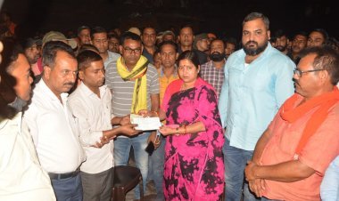 Dhanbad: BCCL की ऐना आरके ट्रांसपोर्ट आउटसोर्सिंग प्रोजेक्ट डीजल भरने के दौरान टैंकर में विस्फोट, हेल्पर की मौत