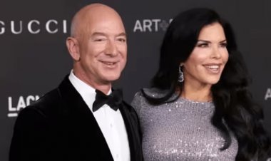 Amazon के चीफ जेफ बेजोस ने लॉरेन सांचेज से की सगाई, 4100 करोड़ रुपये के सुपरयाट में बनवाई गर्लफ्रेंड की मूर्ति