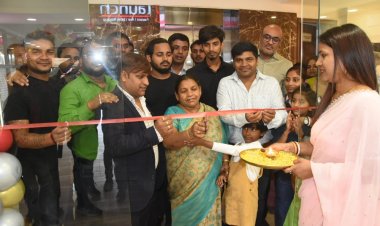 Dhanbad के पहले मेकअप स्टूडियो एकेडमी का उद्घाटन, धैया में खुला  R Launch  सैलून का प्रीमियम ब्रांच