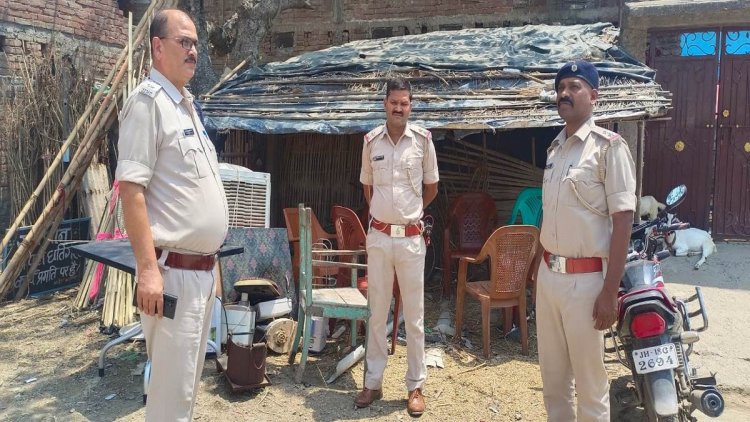Jharkhand one thousand crores Illegal stone mining case : फरार दाहु यादव की संपत्ति पुलिस ने किया कुर्क