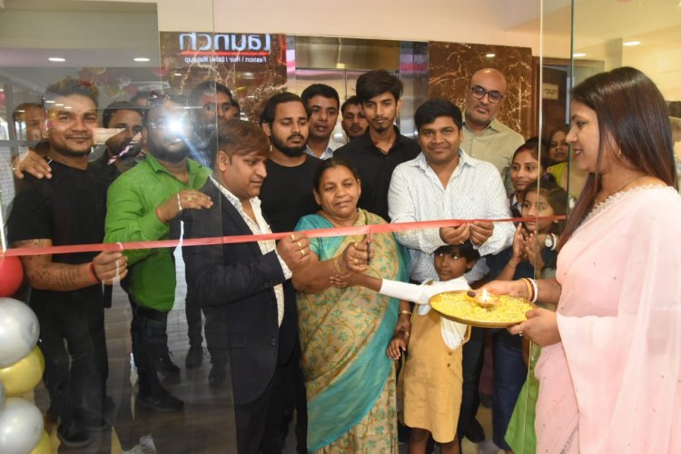 Dhanbad के पहले मेकअप स्टूडियो एकेडमी का उद्घाटन, धैया में खुला  R Launch  सैलून का प्रीमियम ब्रांच