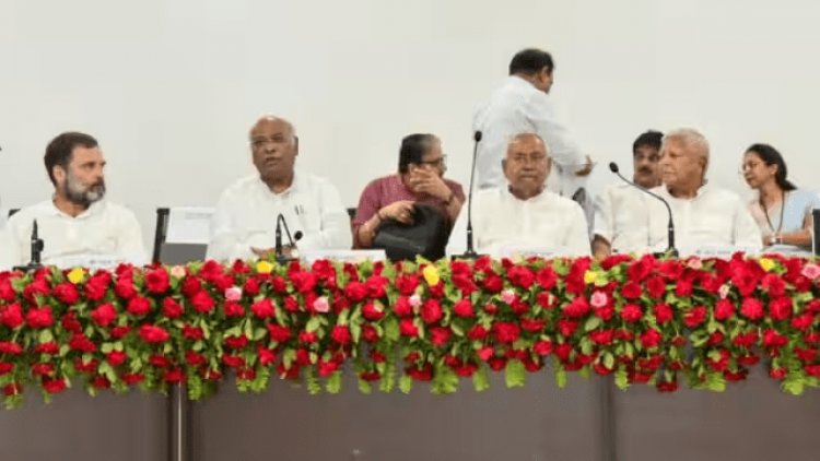 Patna Opposition Meeting : विपक्षी दलों की बैठक मंथन पूरा, मिलकर चुनाव लड़ेंगे, हर स्टेट की अलग रणनीति बनेगी