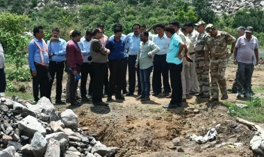 Dhanbad : NGT टीम को मिले इलिगल कोल माइनिंग के पुख्ता सबूत, सेंट्रल सुरूंगा, पहाड़ीगोड़ा में पाये गये 40 मुहाने