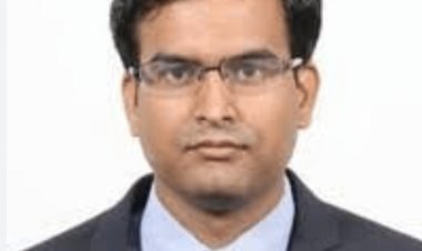 Jharkhand IAS Transfer: दुमका, देवघर समेत 14 जिलों के डीसी का ट्रांसफर, वरुण रंजन होंगे धनबाद के नये डीसी