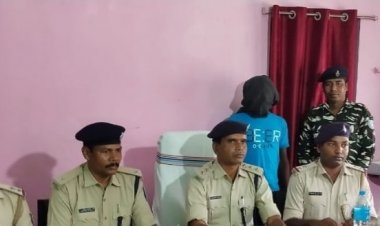 Jharkhand :पांच लाख का इनामी JJMP सब जोनल कमांडर मनोज परहिया अरेस्ट