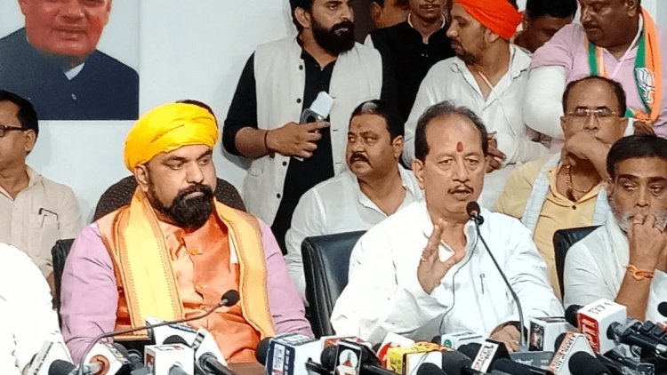 Bihar: 'नीतीश और तेजस्वी के कारण हुई विजय सिंह की मौत', सरकार को कीमत चुकानी पड़ेगी : BJP  