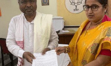 Jharkhand: BJP प्रसिडेंट बाबूलाल मरांडी और DGP से मिली रागिनी सिंह, झरिया में क्राइम कंट्रोल की मांग 