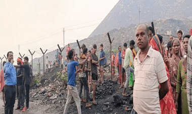 Dhanbad : जोगता में बड़ा हादसा, गोफ में एक ही फैमिली के तीन लोग जमींदोज, सुरक्षित निकला गया बाहर  