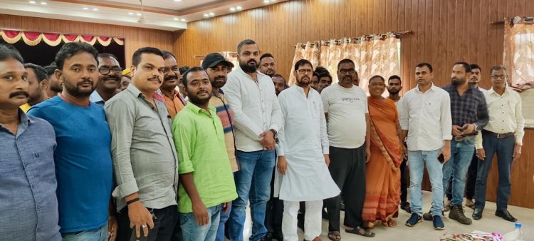 Dhanbad: देवर की यूनियन को धवस्त करने में जुटी भाभी, जनता मजदूर संघ के पदाधिकारी जनता श्रमिक संघ में शामिल