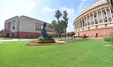 लोकसभा में महिला आरक्षण बिल पेश: कानून बनने के बाद महिला सांसदों की संख्या 181 होगी