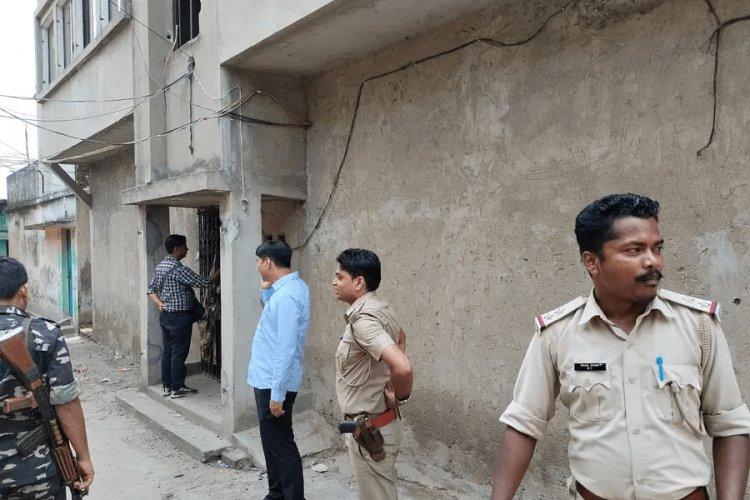 Gangs of Wasseypur Dhanbad : गैगस्टर प्रिंस खान का घर कुर्क, JCB लेकर पहुंची थी बैंक मोड़ पुलिस 
