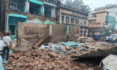 Dhanbad: BJP लीडर राजकुमार अग्रवाल का घर ढहा, तीन वाहन क्षतिग्रस्त, कोई हताहत नहीं