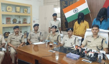 Gangs of Wasseypur Dhanbad : पिस्टल, कारतूस व मैगजीन के साथ दो क्रिमिनल अरेस्ट, आर्म्स सप्लायर का प्रिंस खान से संबंध  