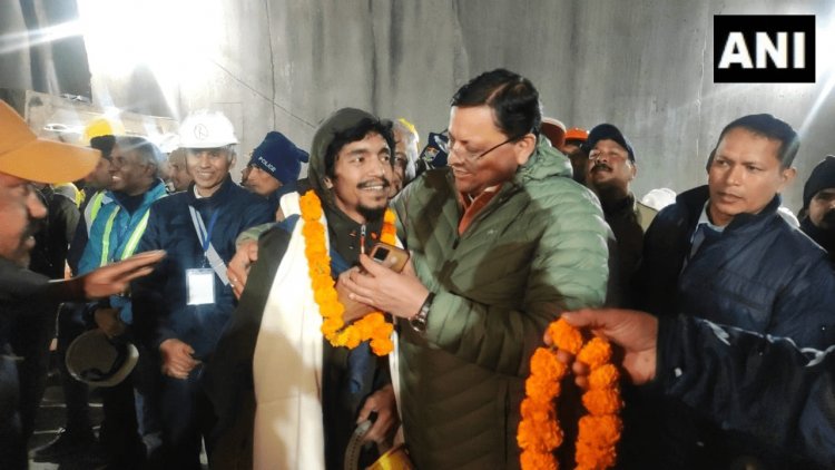 Uttarakhand Tunnel Rescue : मौत को मात देकर 17वें दिन सुरक्षित बाहर निकले 41मजदूर