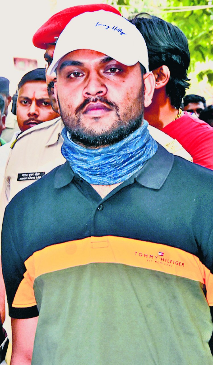 Dhanbad : शार्प शूटर अमन सिंह ने पुलिस इंस्‍पेक्‍टर को दिया था धमकी, जेलर को मारने की दी सुपारी