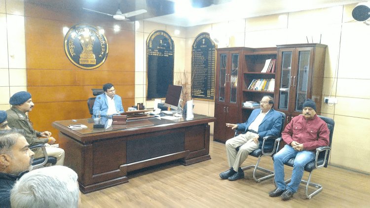 Dhanbad : DC से IMA डेलीगेशन की मुलाकात, डॉक्टरों ने वापस ली हड़ताल 