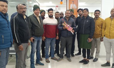 Bokaro : ICICI प्रूडेंशियल बोकारो ब्रांच में सड़क सुरक्षा पर जागरूकता कार्यक्रम