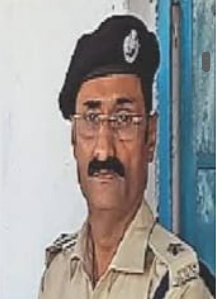 Jharkhand: पुलिस इंस्पेक्टर लक्ष्मीकांत पर SC-ST एक्ट के तहत FIR