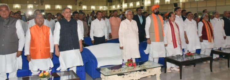 Bihar: नीतीश कैबिनेट में मिनिस्टर्स के विभाग बंटवारा, सुनील कुमार को मिला एजुकेशन डिपार्टमेंट