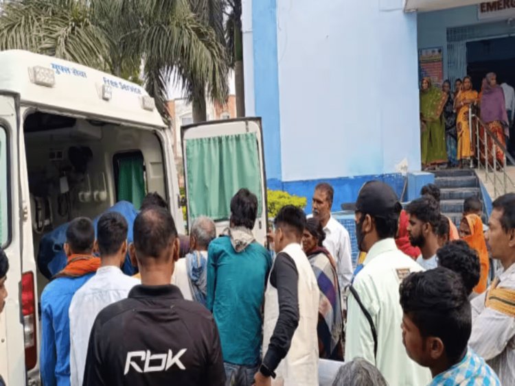 Bihar: खगड़िया में दर्दनाक रोड एक्सिडेंट, ट्रैक्टर से टकराई बारातियों की कार, चार बच्चों समेत आठ की मौत