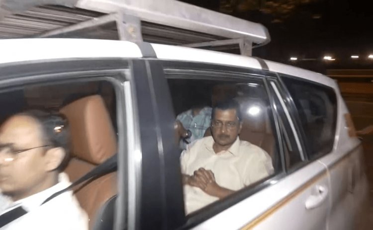 Arvind Kejriwal Arrest : एक्साइज पॉलिसी मामले में दिल्ली के CM अरविंद केजरीवाल अरेस्ट, कोर्ट में होगी पेशी