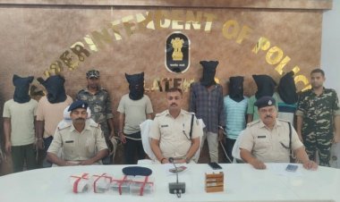 Jharkhand: लातेहार पुलिस को नक्सलियों के खिलाफ मिली बड़ी सफलता, TSPC के सात उग्रवादी अरेस्ट