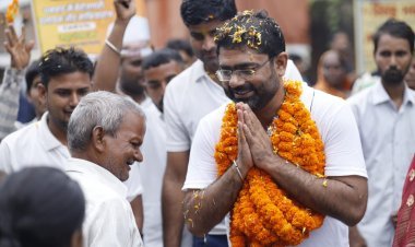 Dhanbad: आपके साथ से बनेगा बेहतर धनबाद, विकसित धनबाद: मयूर शेखर झा 