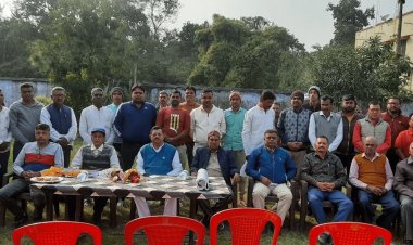 Dhanbad: पुटकी में ओम दिनकर सेवा ट्रस्ट की बैठक, 19 जनवरी को परिवार मिलन समारोह