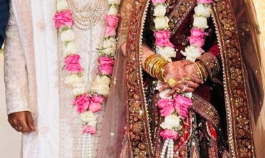 नई दिल्ली: झारखंड कैडर के IPS अफसर रित्विक श्रीवास्तव परिणय सूत्र में बंधे