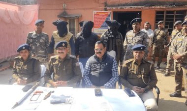 Dhanbad : डकैती की योजना विफल, तीन क्रिमिनलों को पुलिस ने किया अरेस्ट