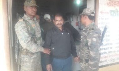 Jharkhand:एसीबी ने हजारीबाग में पंचायत सचिव को छह हजार रुपये घूस लेते किया अरेस्ट