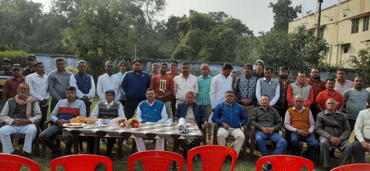 Dhanbad: पुटकी में ओम दिनकर सेवा ट्रस्ट की बैठक, 19 जनवरी को परिवार मिलन समारोह