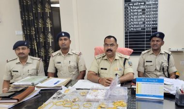 Dhanbad:  गोविंदपुर पुलिस को मिली बड़ी सफलता, बस से चोरी गयी एक करोड़ रुपये की ज्वेलरी व कैश बरामद
