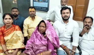 Bihar : पासवान फैमिली में टेंशन बढ़ी, रामविलास की वाइफ राजकुमारी को गांव से दिल्ली तक चाहिए हिस्सा