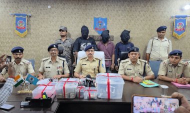 Jharkhand : इंदौर में फर्जी स्टॉक एक्सचेंज चलाने वाले तीन शातिर को बोकारो पुलिस ने किया अरेस्ट