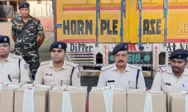 Jharkhand: धनबाद में पकड़ी गयी एक करोड़ की अंग्रेजी शराब, 12,036 बोतलों के साथ कंटेनर जब्त